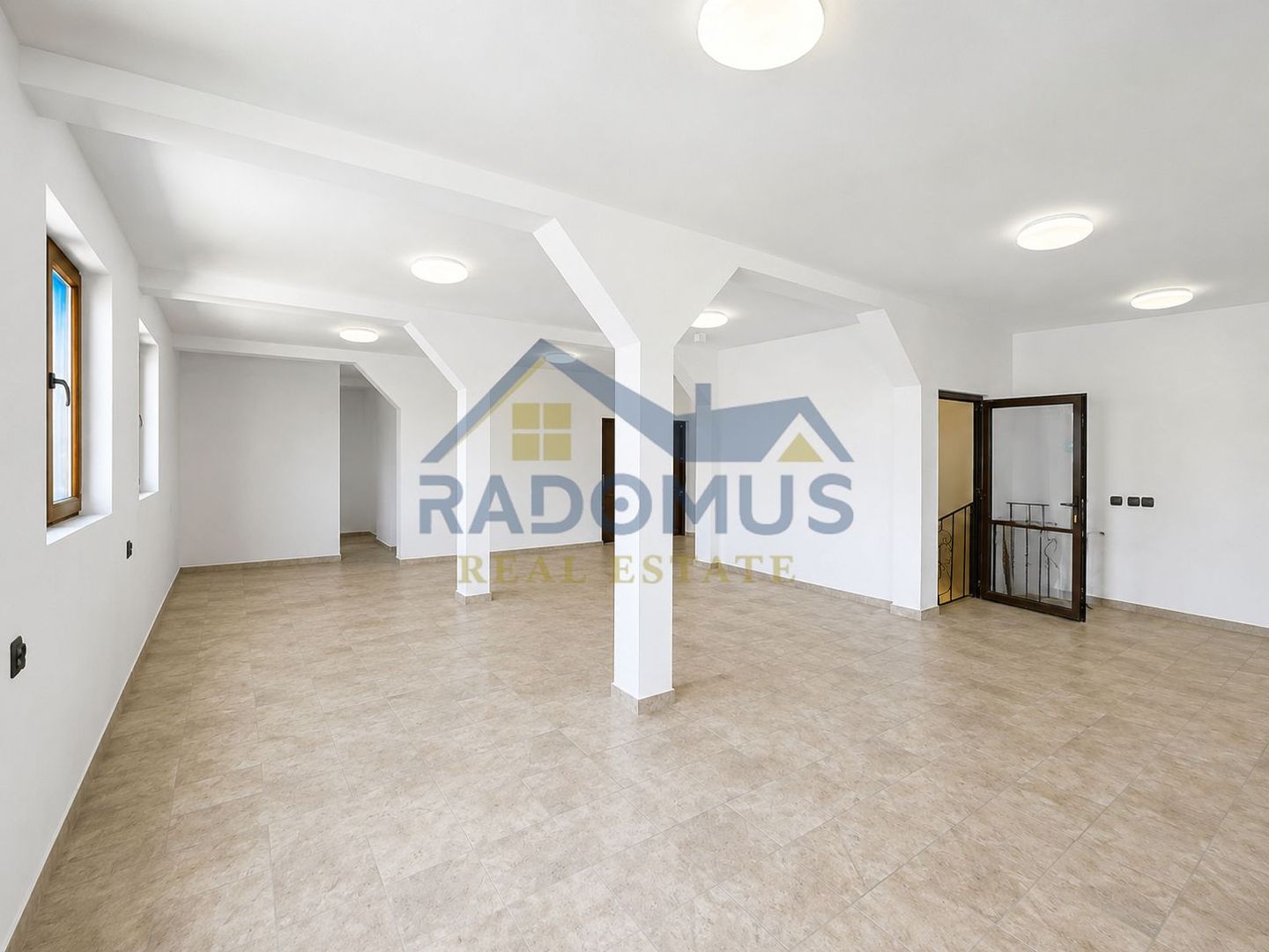 Spațiu Comercial + Afacere la Cheie | Construcție 2019 | 340 mp - Poză 12