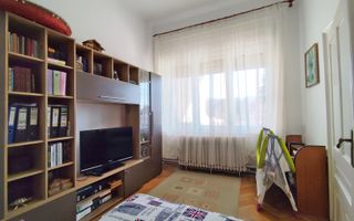 Casa cu 4 camere de vanzare in zona centrala – Louis Pasteur, Oradea - Poză 5