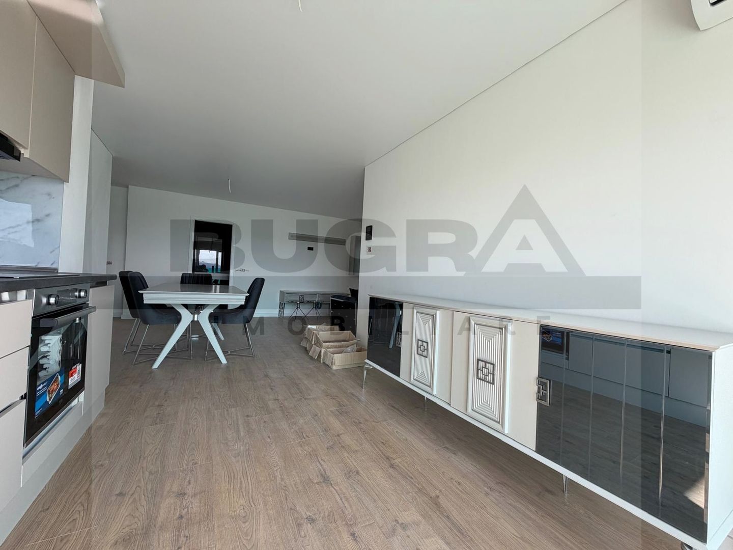 Apartament 4 camere modern, prima inchiriere, garaj, zona Golden Tulip - Poză 8