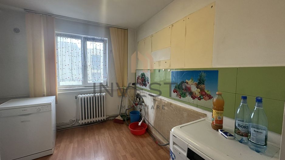 Apartament de renovat 4 camere zona Academia de Muzica - Poză 7