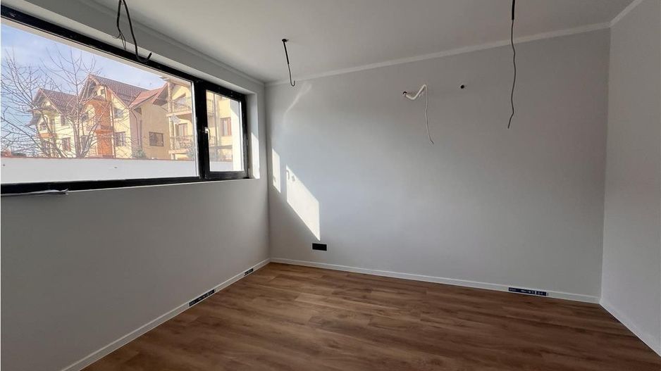 Vila 5 camere | Otopeni | 23 August - Poză 2