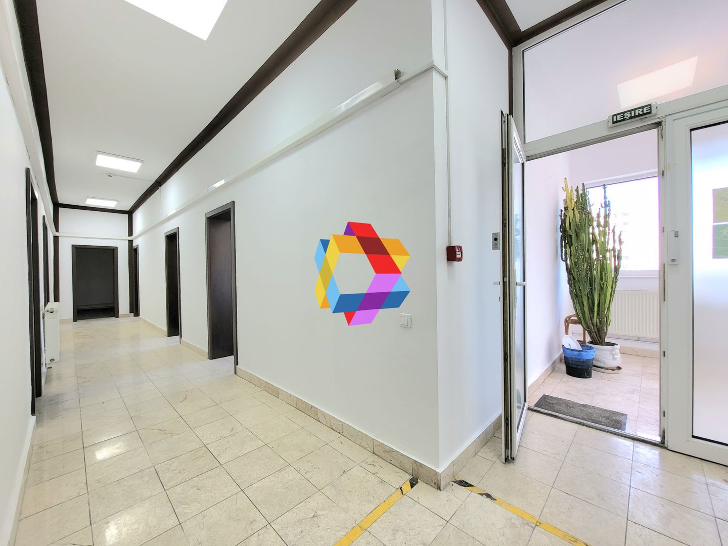 Spatiu birouri de închiriat Brasov 310 mp # Plus-imo.ro - Poză 1