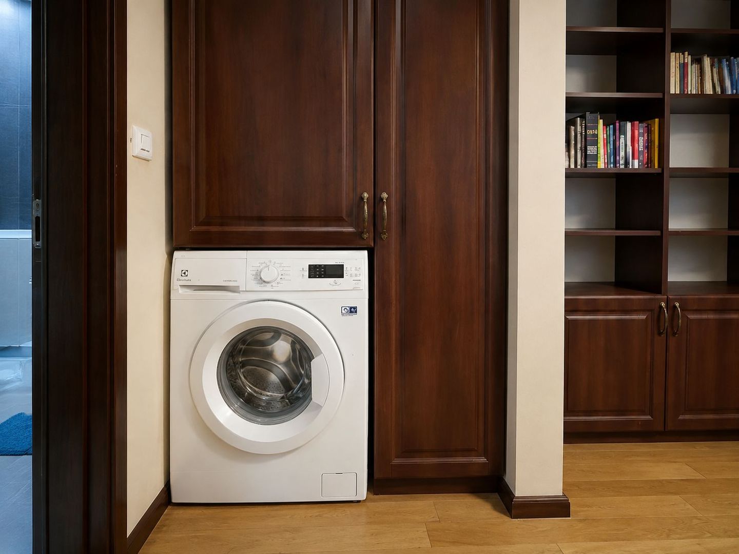 Apartament spațios cu 4 camere | 90 mp | Etaj 1 | Zona Bucovina - Poză 3