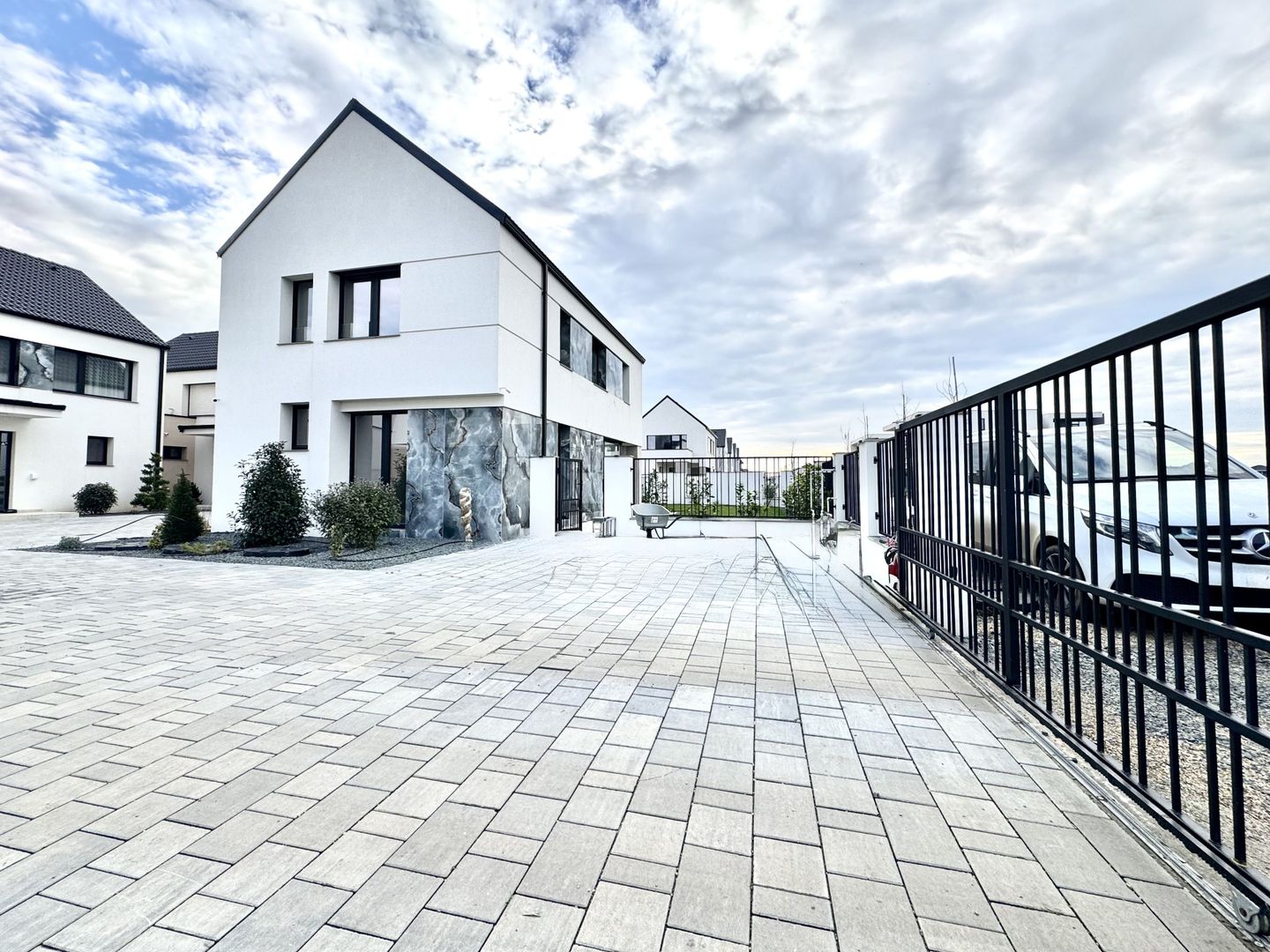 Casă premium în Dumbrăvița – pregătită pentru mutare imediată - Poză 24