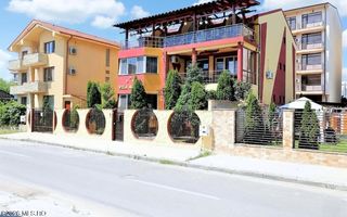 Mamaia Nord - Langa Mare, pensiune la cheie, 11 camere, 9 bai! - Poză 2