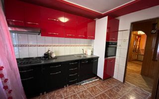 Apartament decomandat, zona Dambovita | Etaj 2 | Centrala proprie - Poză 13