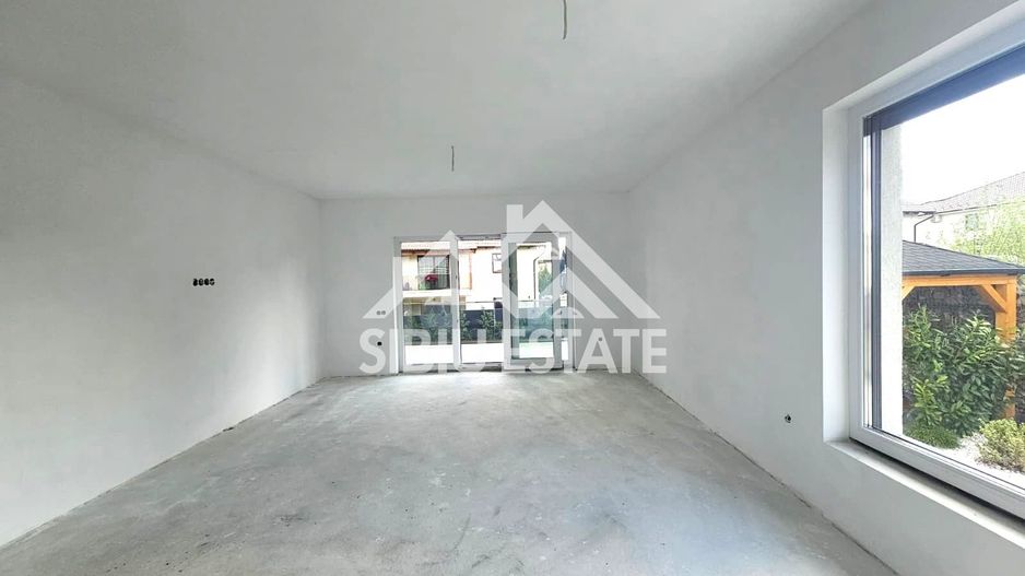 Casa cu garaj si pivnita, NOU - Poză 4
