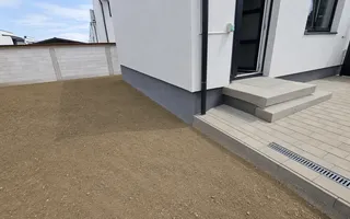 Casa cu 3 camere LA CHEIE si gradina, Calea Cisnadiei - Poză 11