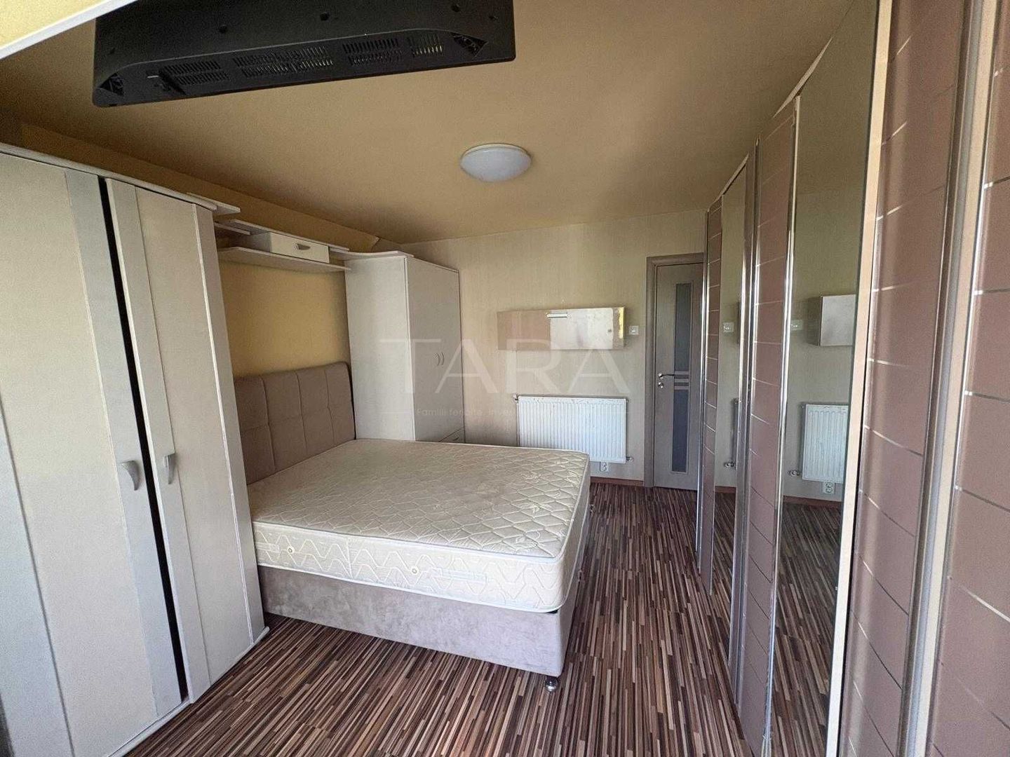 Apartament cu 3 camere, 65 mp, 2 balcoane, Între Lacuri. - Poză 5