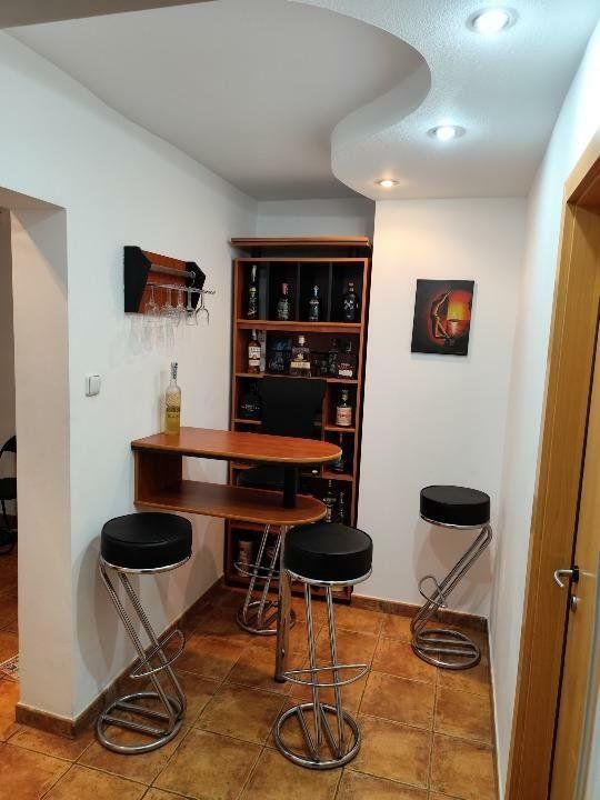 Girocului-Spitalul Judetean | 3 Camere | Centrala | Aer Conditionat | Boxa - Poză 3