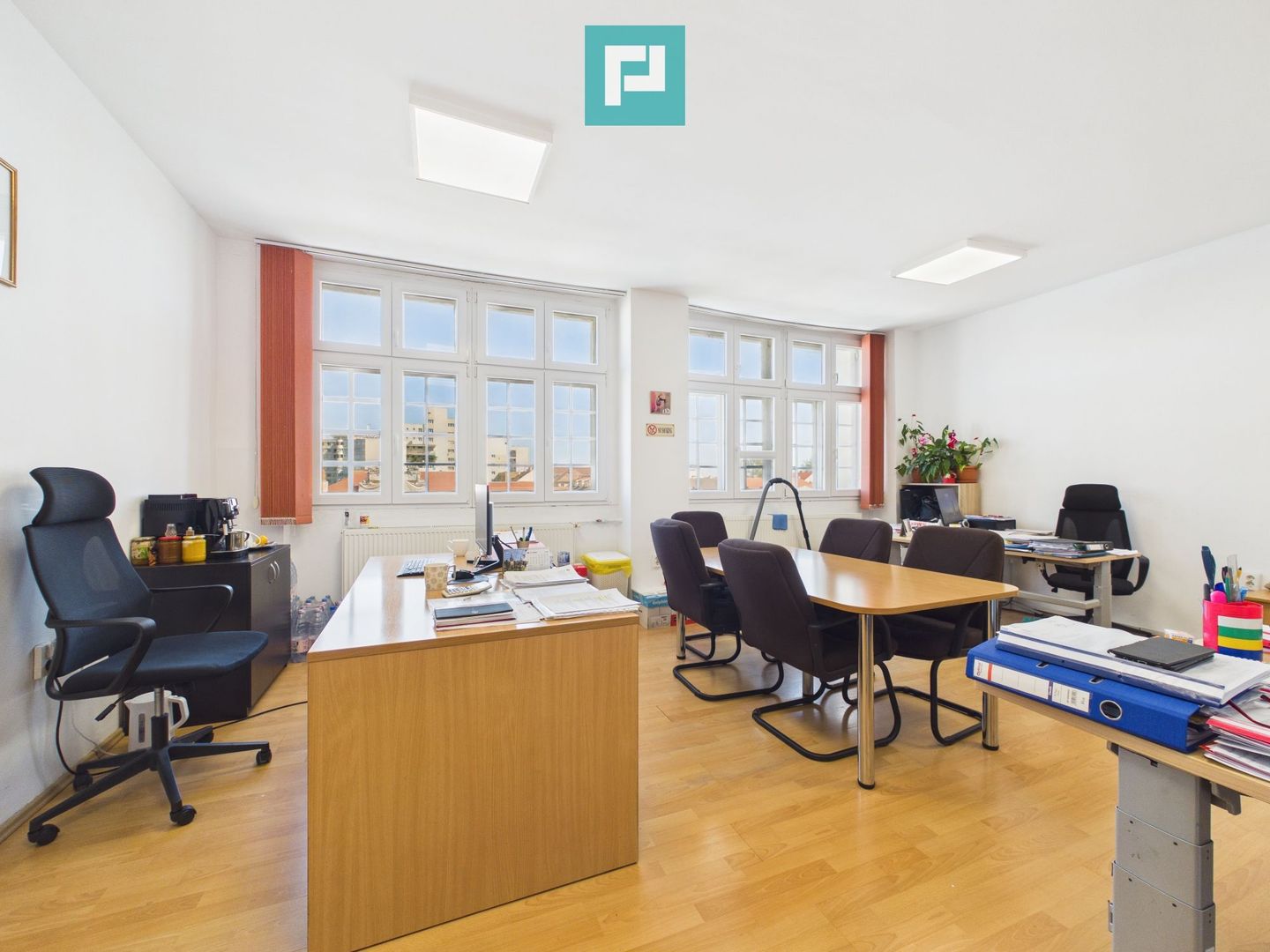 Spațiu de birouri în Piața Unirii! - Poză 1