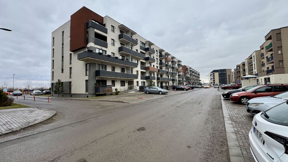 Apartament cu 2 camere, decomandat, in Tractorul - Poză 14