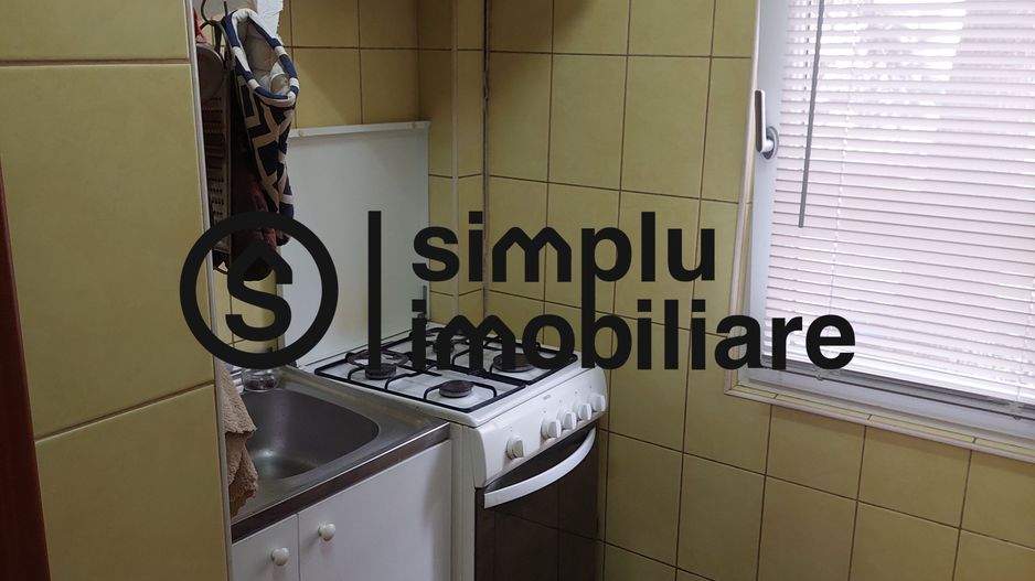 2 decomandate, parter, balcon, Sarari - 106 000 Euro - Poză 22