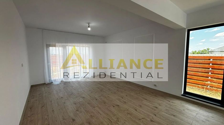 casa  de vanzare - Poză 3