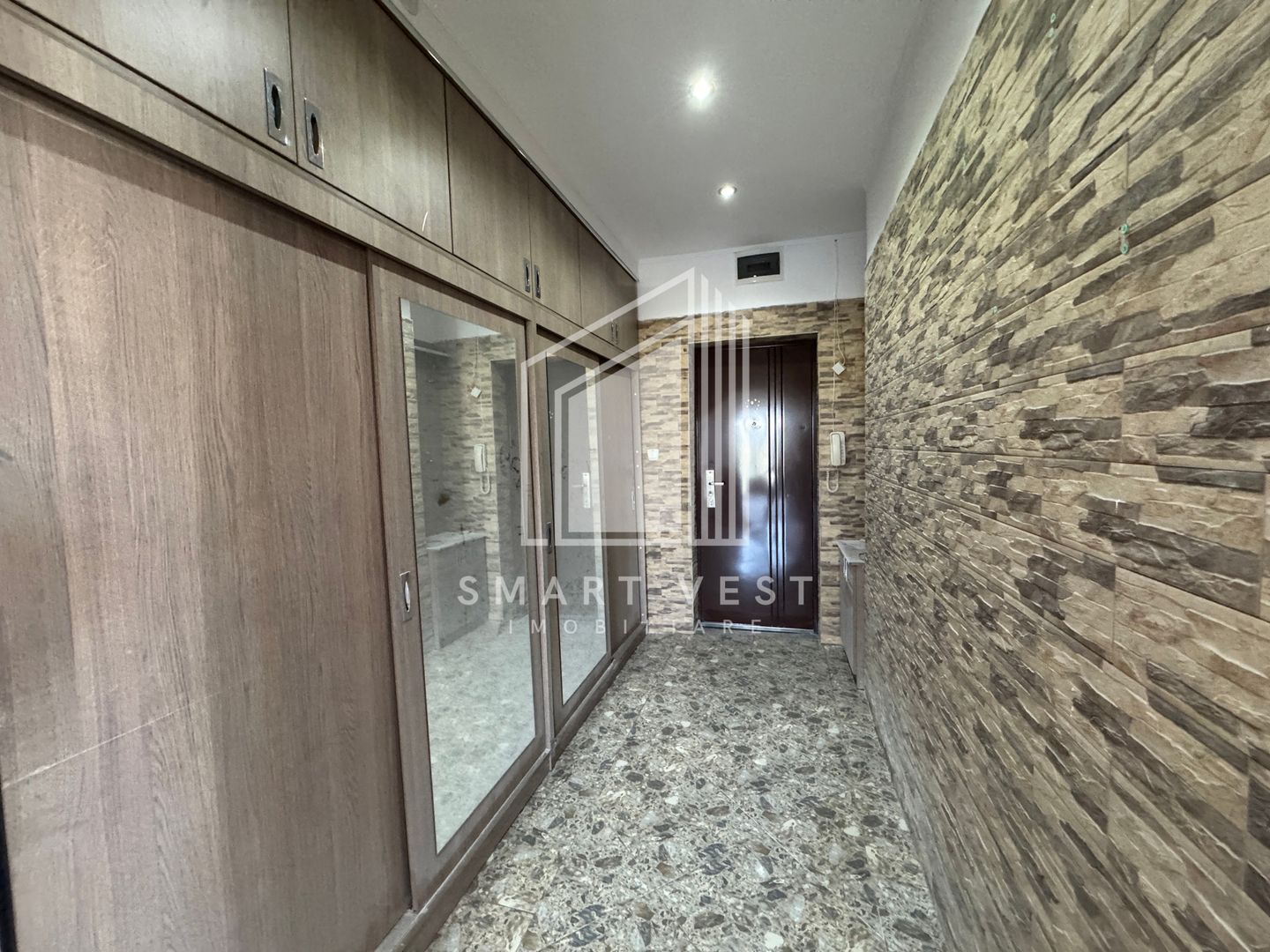 Apartament 3 camere decomandat | Etaj 3 cu lift | Zona Micro 17 - Poză 14