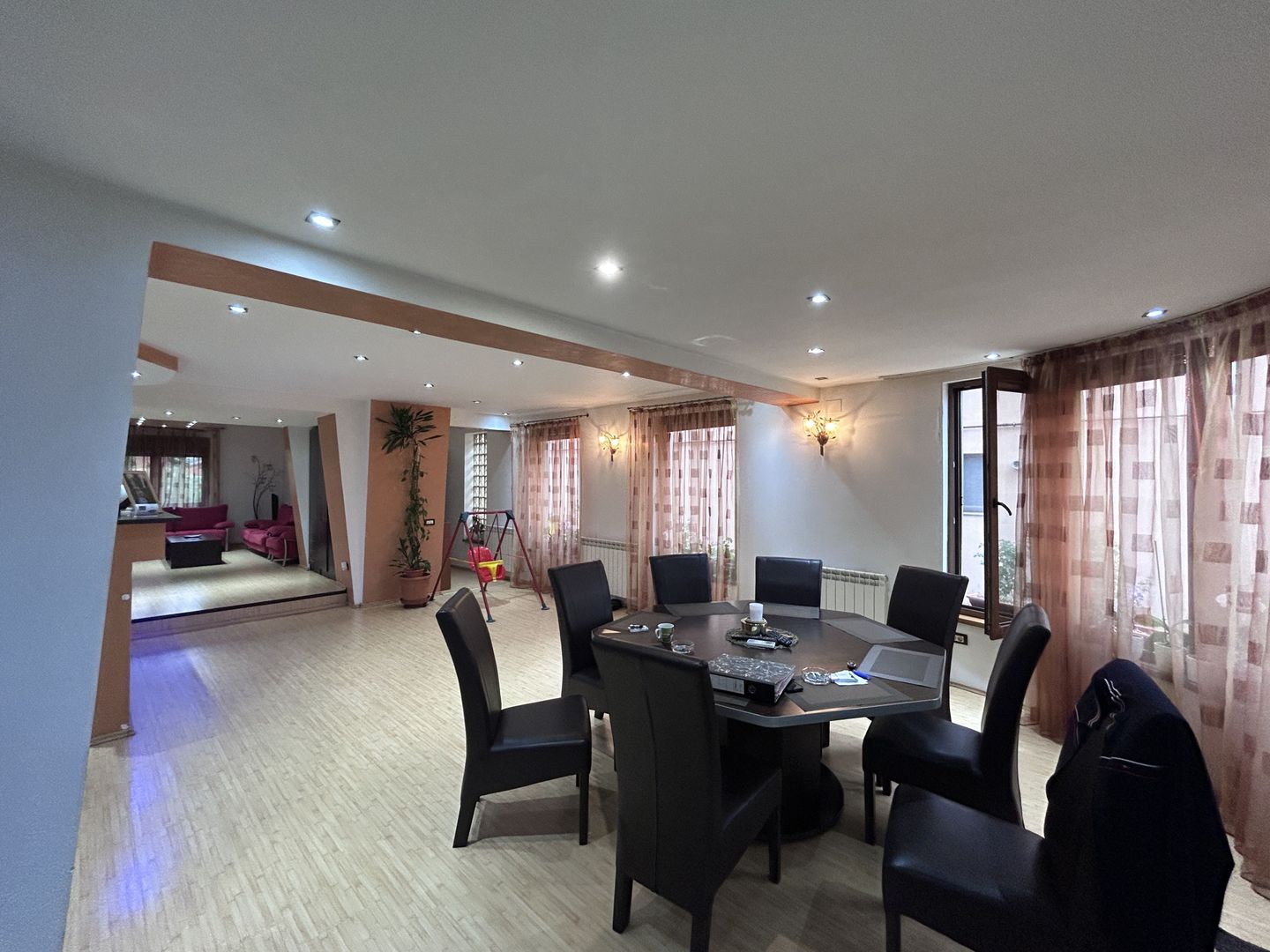 Casa/vila de vanzare Arad - Poză 2