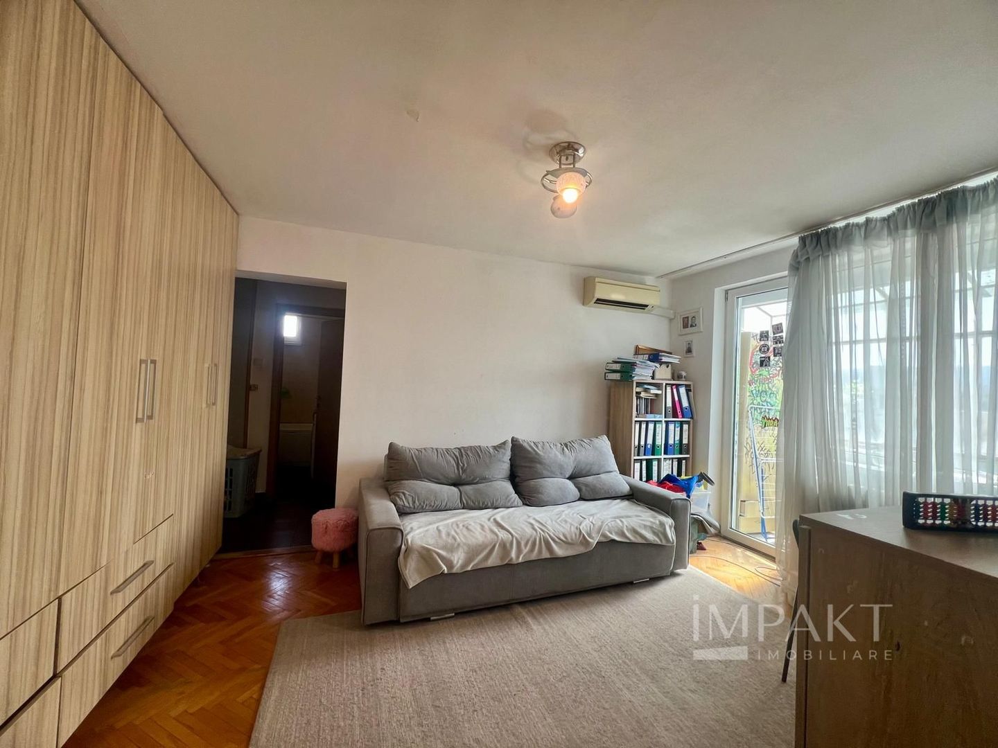 Apartament cu 3 camere in Grigorescu - Poză 1