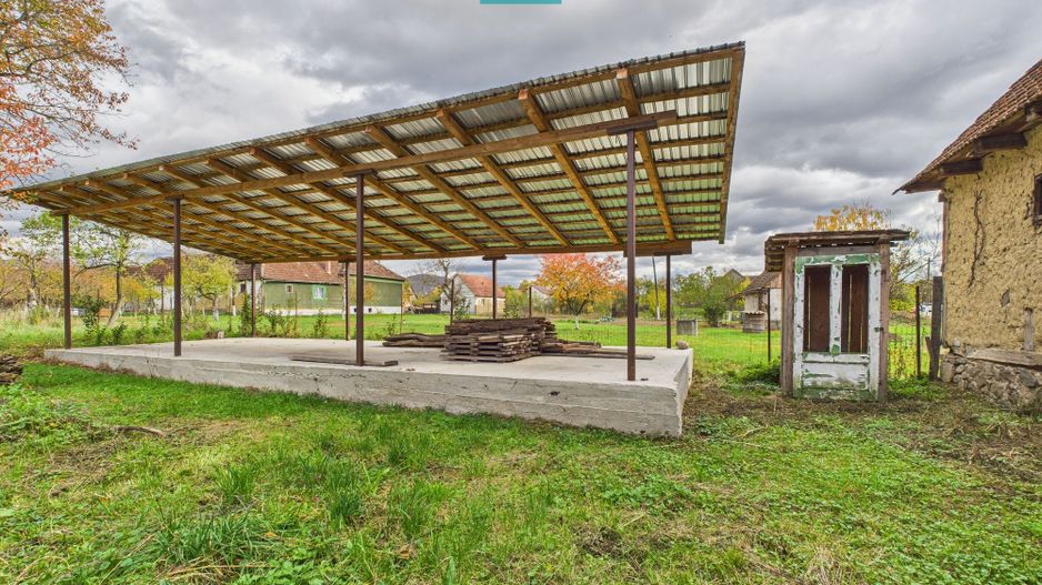 Casă cu 4 camere în Buhani, Dezna - Poză 15