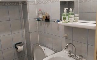 Apartament cu 3 camere, decomandat, zona Republicii - Poză 9