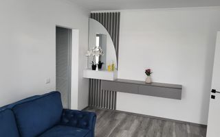 De inchiriat apartament cu 2 camere la Papadie, etaj 3, renovat, 550 E - Poză 2