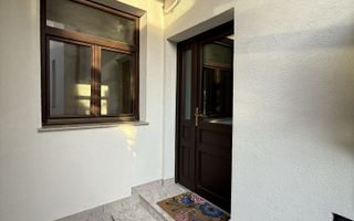 Vila P+1+M + parcare - Poză 1