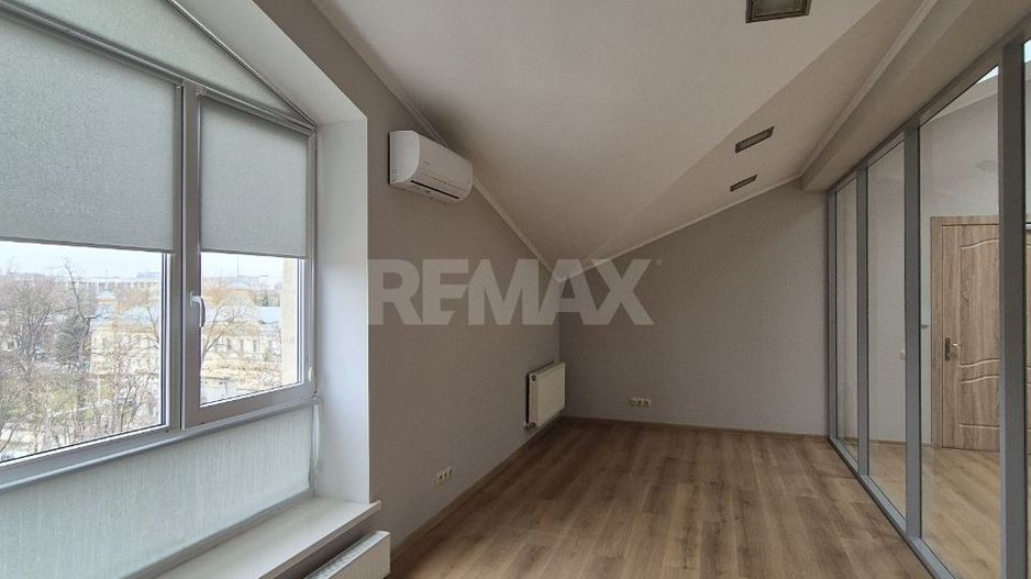 Spațiu comercial cu 6 camere de închiriat în Centru, Chișinău - Poză 7