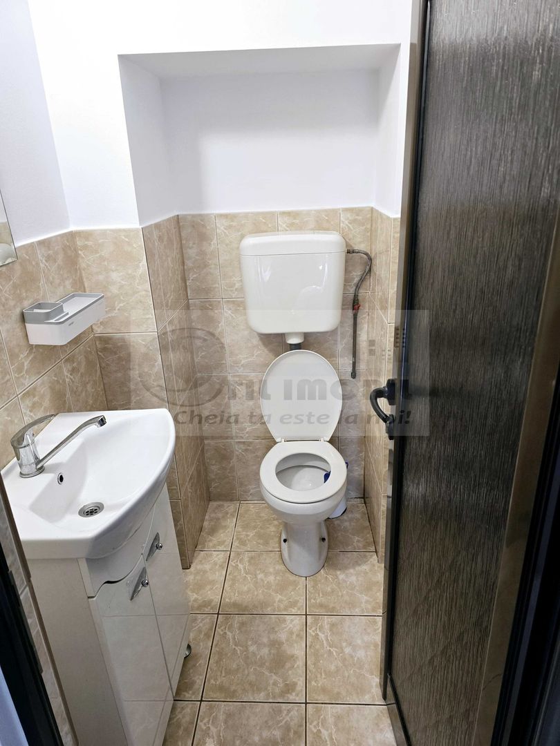 casa de inchiriat in zona Nicolina - Poză 5