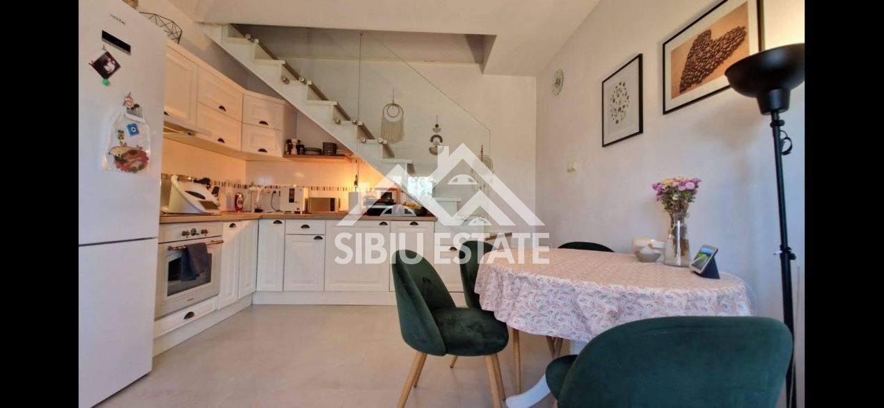 Casa moderna, de inchiriat, cu 3 camere, 2 bai, terasa - Poză 3