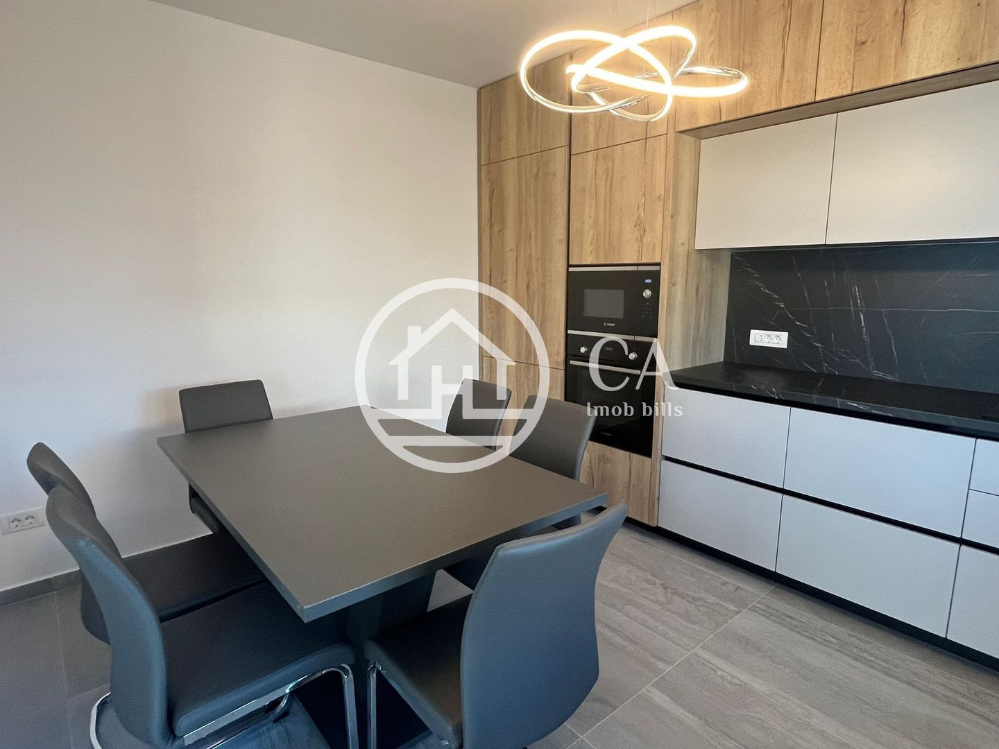 Casă cu 6 camere de închiriat în Cartierul Grigorescu, Oradea - Poză 3