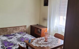 vind apartament 3 camere zona Centrala, etaj 2 - Poză 8