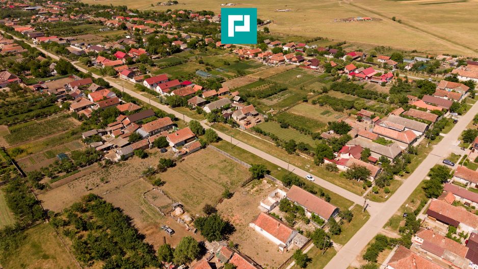 Teren intravilan de 1492 mp în Nădab - Poză 3