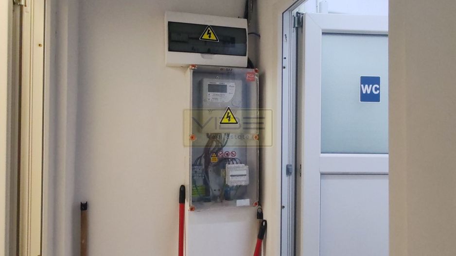 Spațiu comercial - deschidere 10 ml-amenajat! - Poză 5