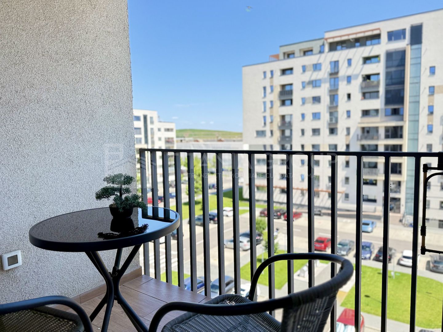 Apartament modern cu 2 camere, decomandat, parcare - Kasper, Coresi - Poză 14