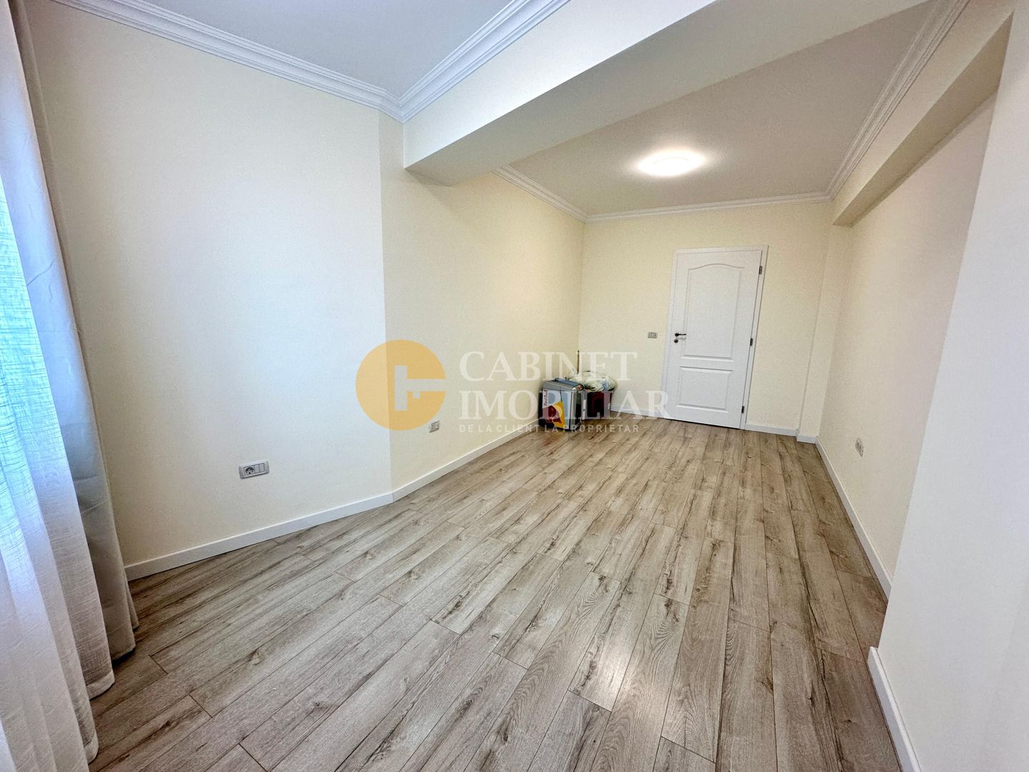 Apartament cu 3 Camere -  Bloc Nou Intabulat  -  Zona Nicolina - Poză 14
