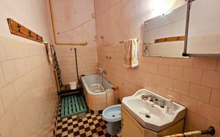 Casa 5 camere, 2 bai, 490 mp teren, Centru, pretabila pentru birouri - Poză 9