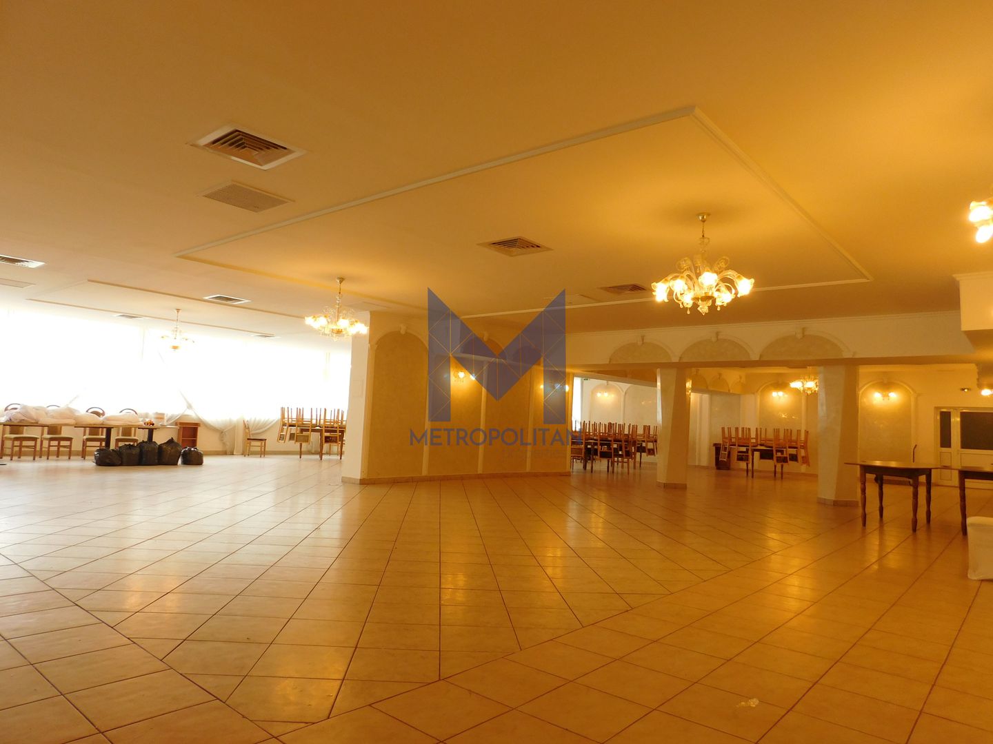 Spațiu comercial ideal showroom, în Complex Comercial Mercur - Poză 3