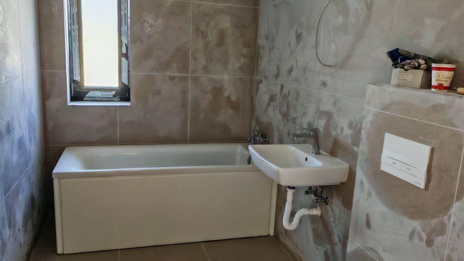 Casa individuala constructie NOUA Codlea,PARTER ,4 camere,curte 400 mp - Poză 2