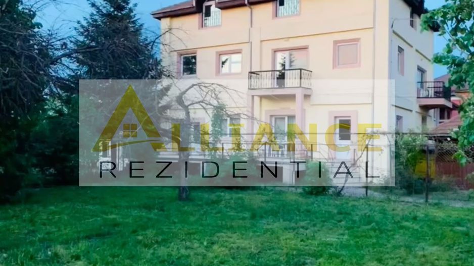 Catelu-Casa S+P+1+M - 14 Camere-1550 Teren - Poză 1