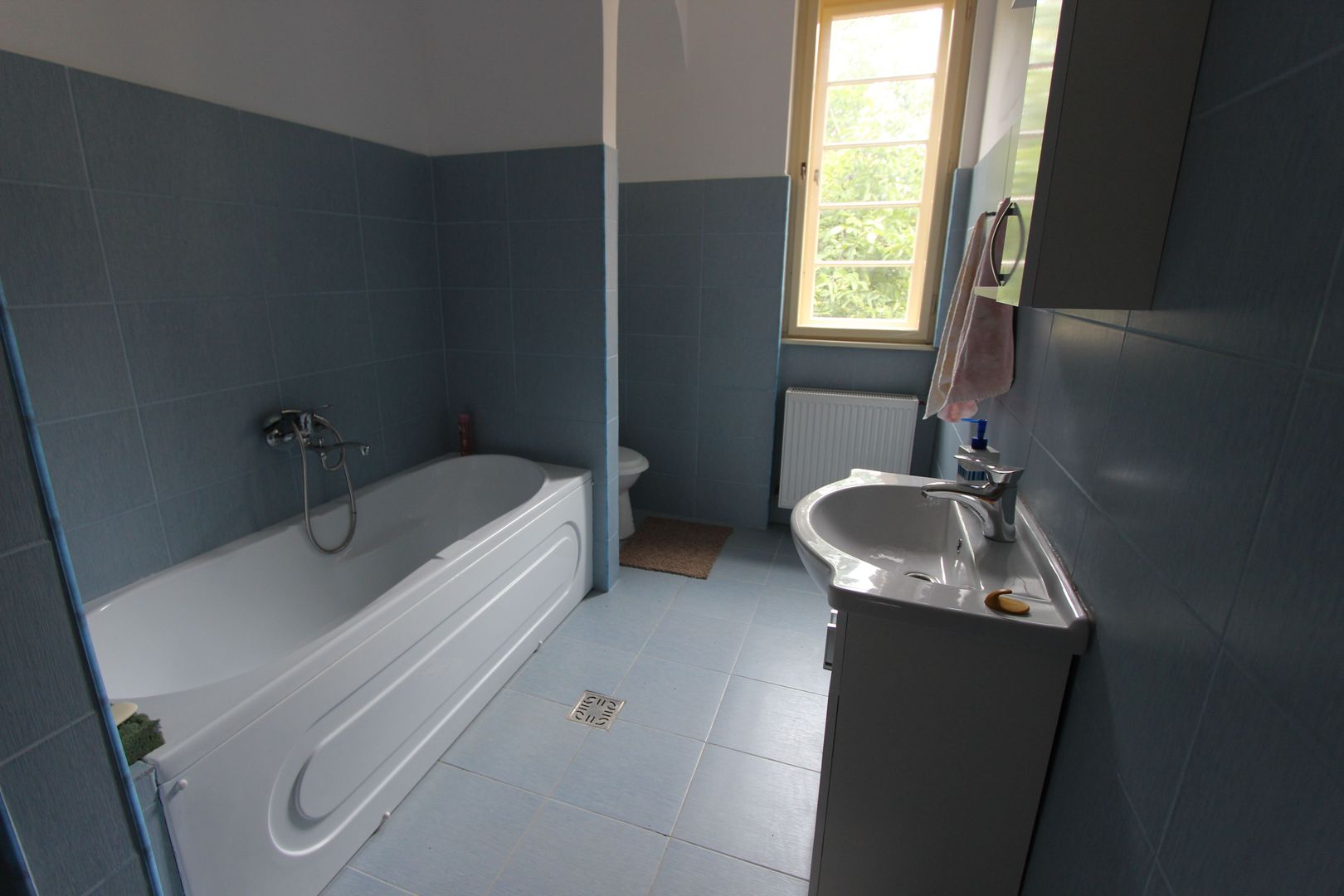 Apartament spatios 3 camere,zona medicina - Poză 7