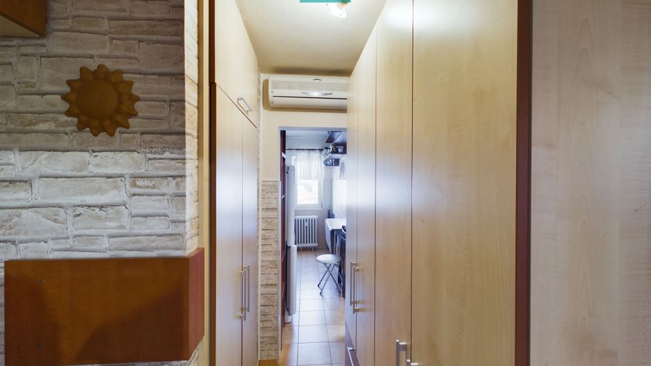 Apartament cu 3 camere zona Lebăda - Poză 3