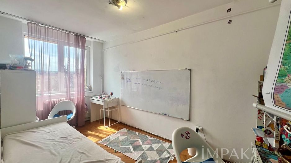 Apartament cu 3 camere in Grigorescu - Poză 3