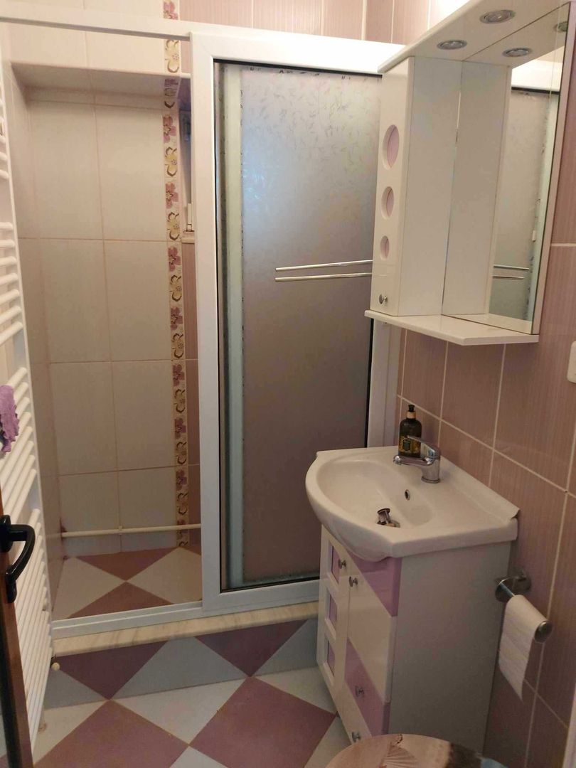 Apartament  3 camere ,dec., Micro20 - Poză 4