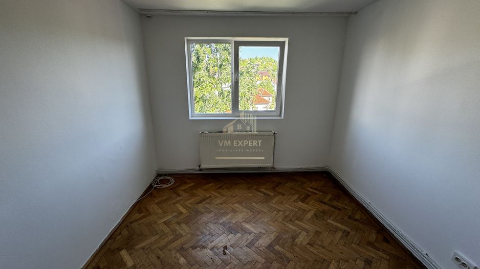 APARTAMENT 2 CAMERE, ETAJ 3, CAMPULUNG, ARGES - Poză 13