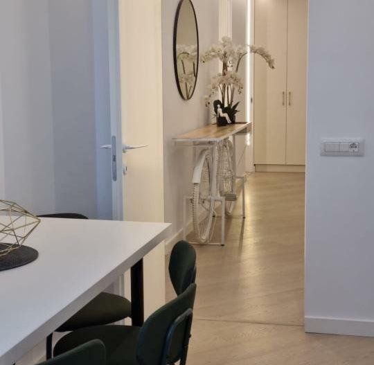 Cortina North, Particular - Poză 10