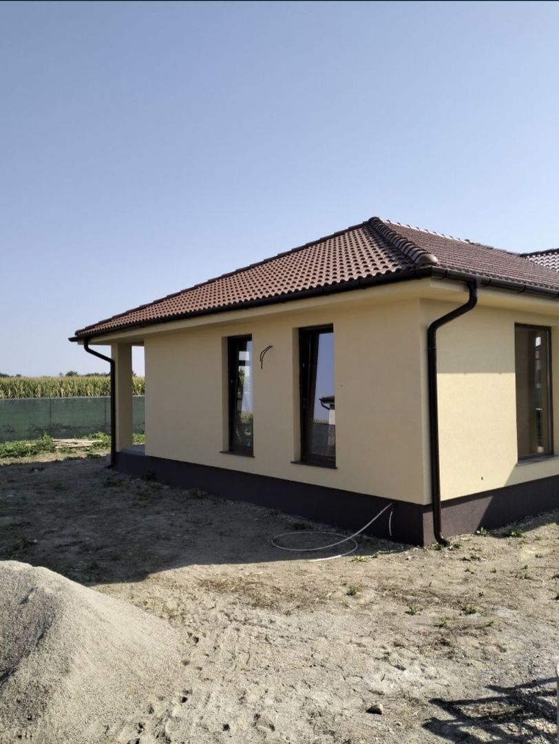 Casa de vanzare Lazuri - Poză 4