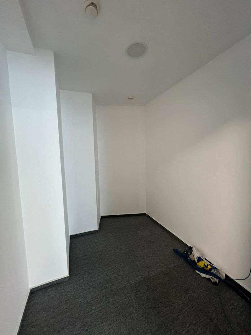 Comision 0 Spațiu birouri 140 mp, luminos, lift și recepție Bd. Dacia - Poză 7