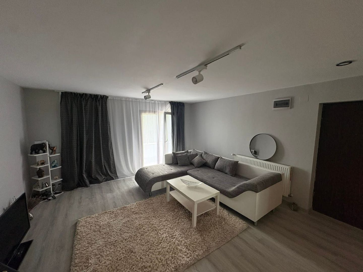 Apartament 2 camere la curte - loc de parcare | Otopeni - Poză 1