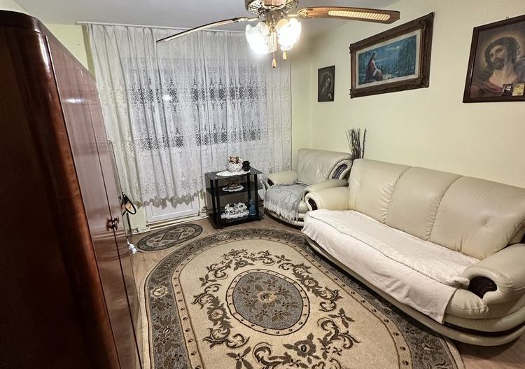 BRASADAS vinde ap 2 cam Botizului etaj 2 cu balcon - Poză 5