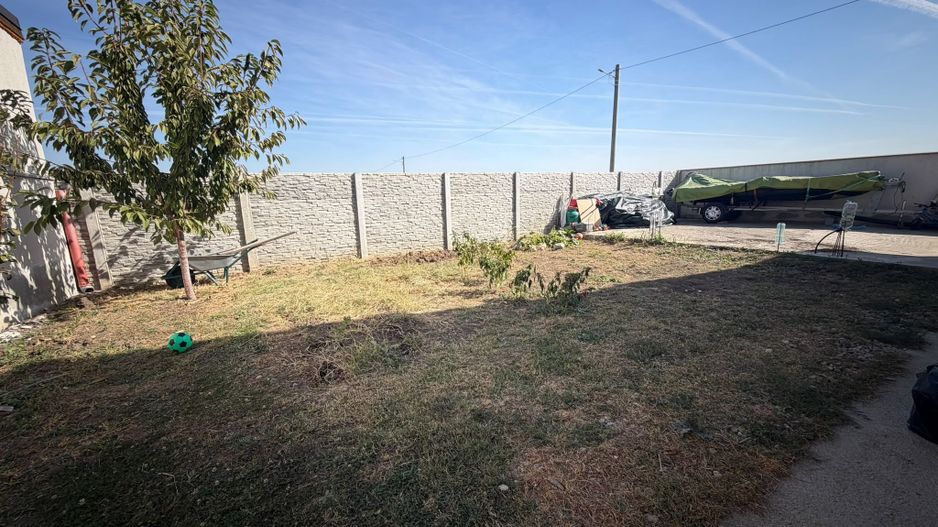 CASĂ INDIVIDUALĂ  DOMNESTI I COMPLEX PRIVAT | TEREN 430 MP | MOBILATĂ ȘI UTILATĂ - Poză 16