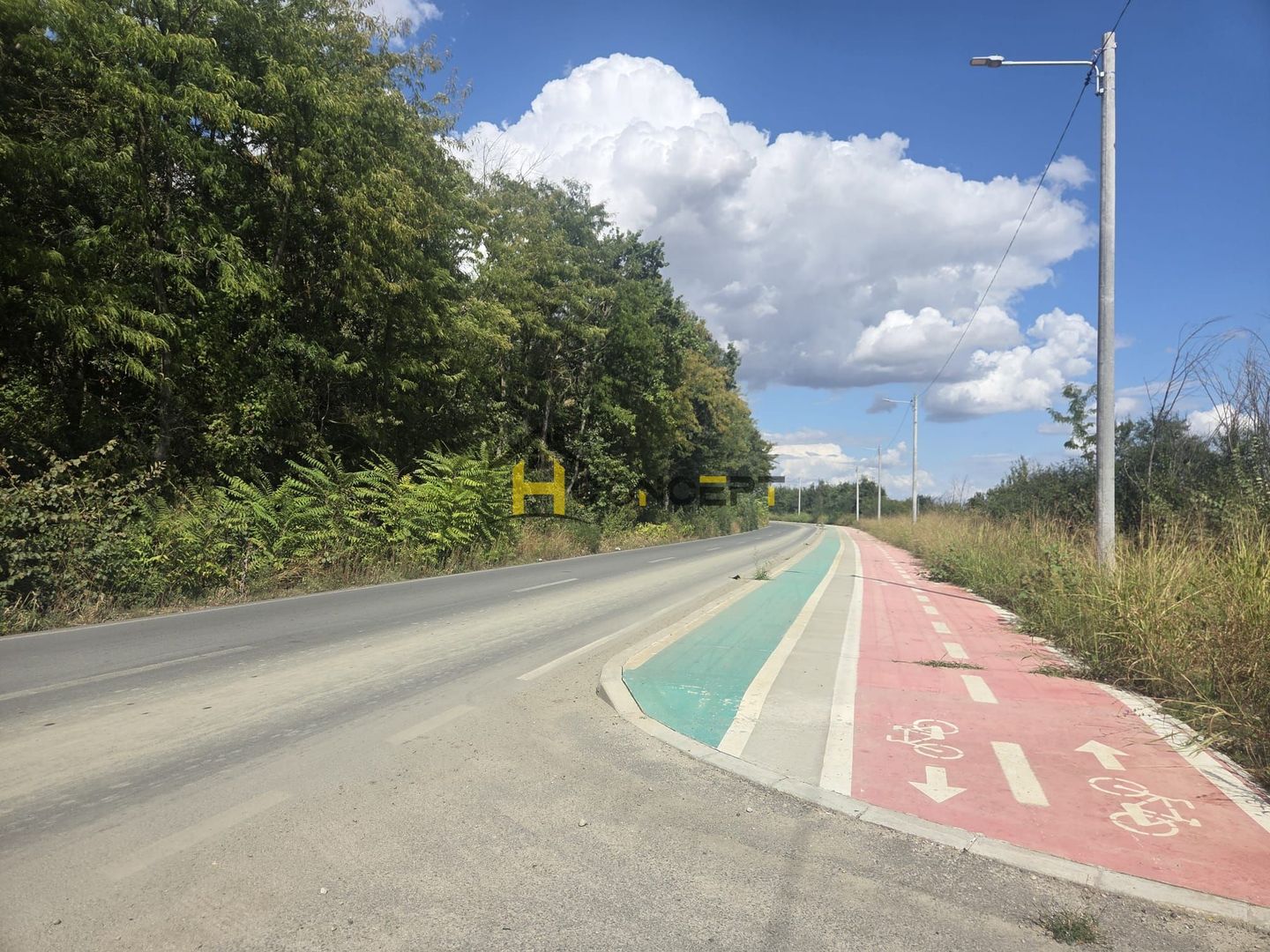 Teren 7500 mp Campurelu Colibasi strada asfaltata langa padure - Poză 1